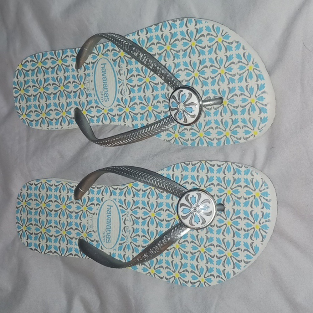 Havaianas Slim Blue  Flip Flops Size 7/8